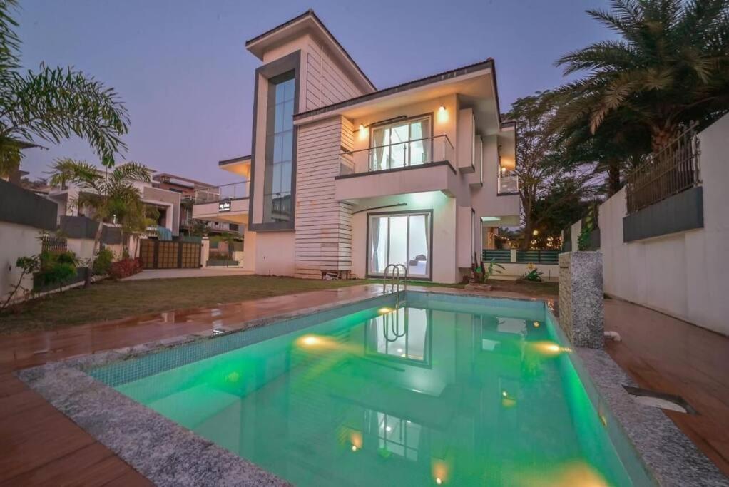 Royal Paradise Villa Lonavala Exterior foto