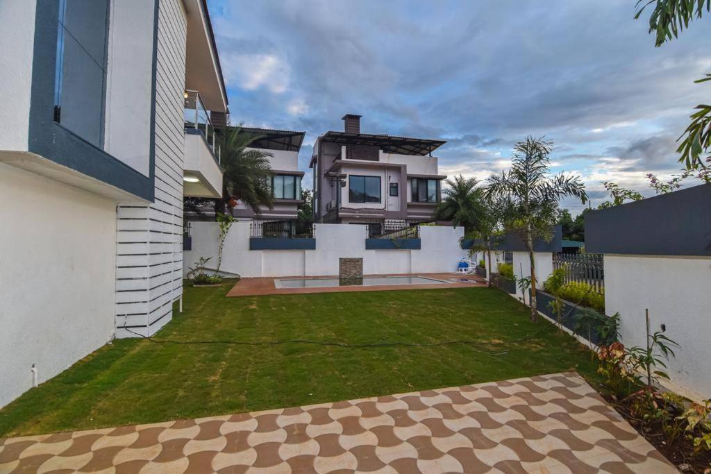 Royal Paradise Villa Lonavala Exterior foto